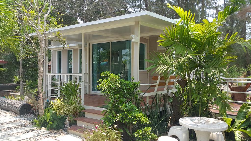 Oyo 75402 Villa Rayonghouse Ban Nong Sai Yong Екстериор снимка